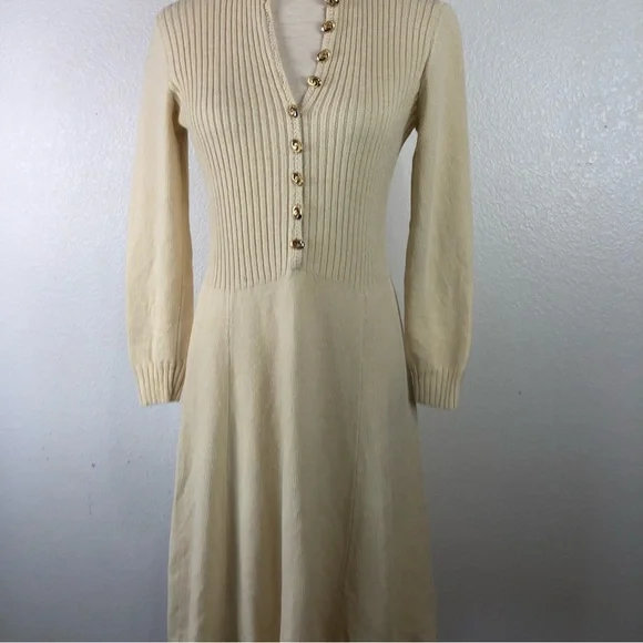 St. John Knits Vintage Cream Sweater Dress - Picture 6 of 14